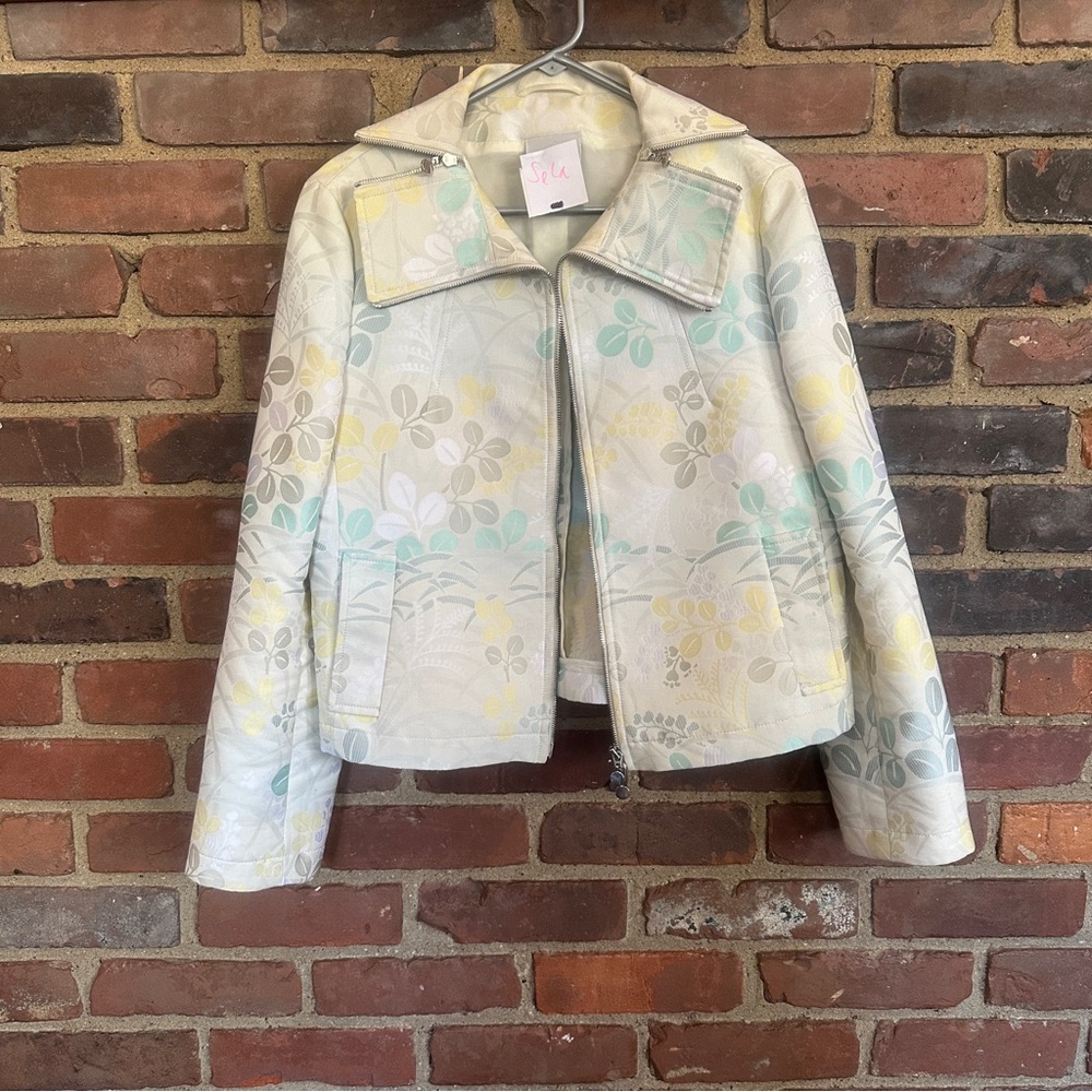 Akris Punto | Moto Jacquard Jacket White Blue Grey Yellow Foilage Print
